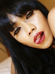 25 year old horny Thai Yammy with big cock gets a face full of tourist cum